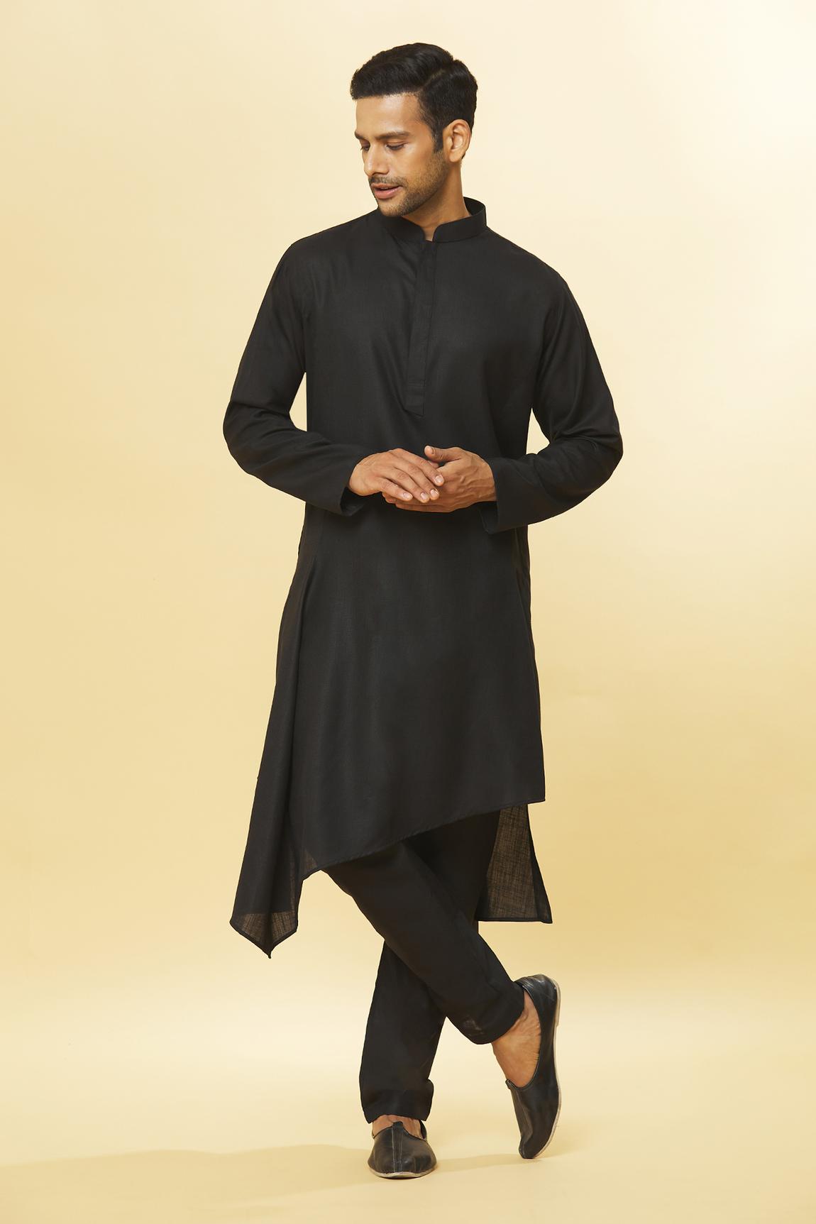 Tatvam Hinata Cotton Solid Kurta & Pyjama Set