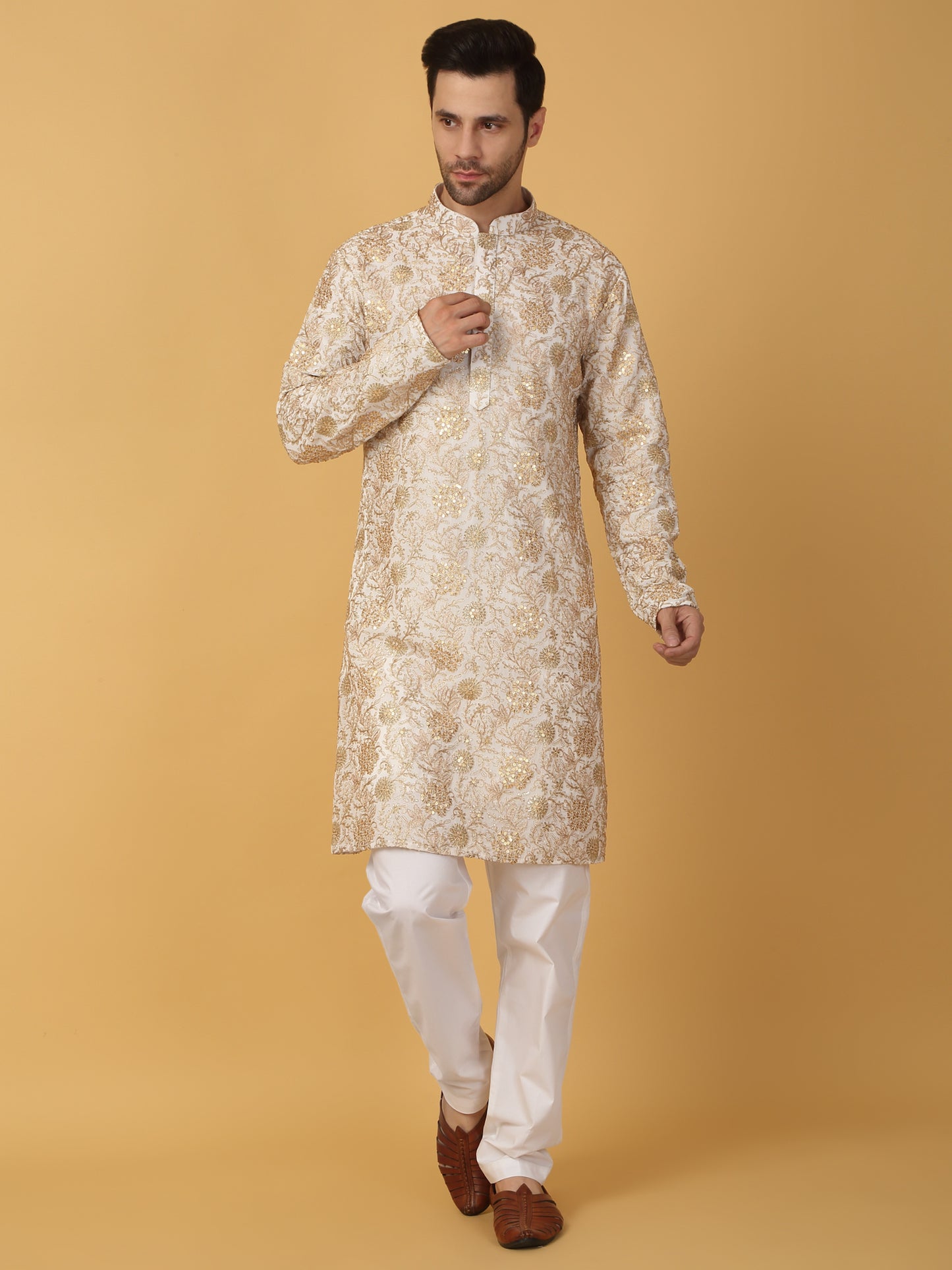 Zar Firdaus  Embroidered  Kurta  Set - Ivory