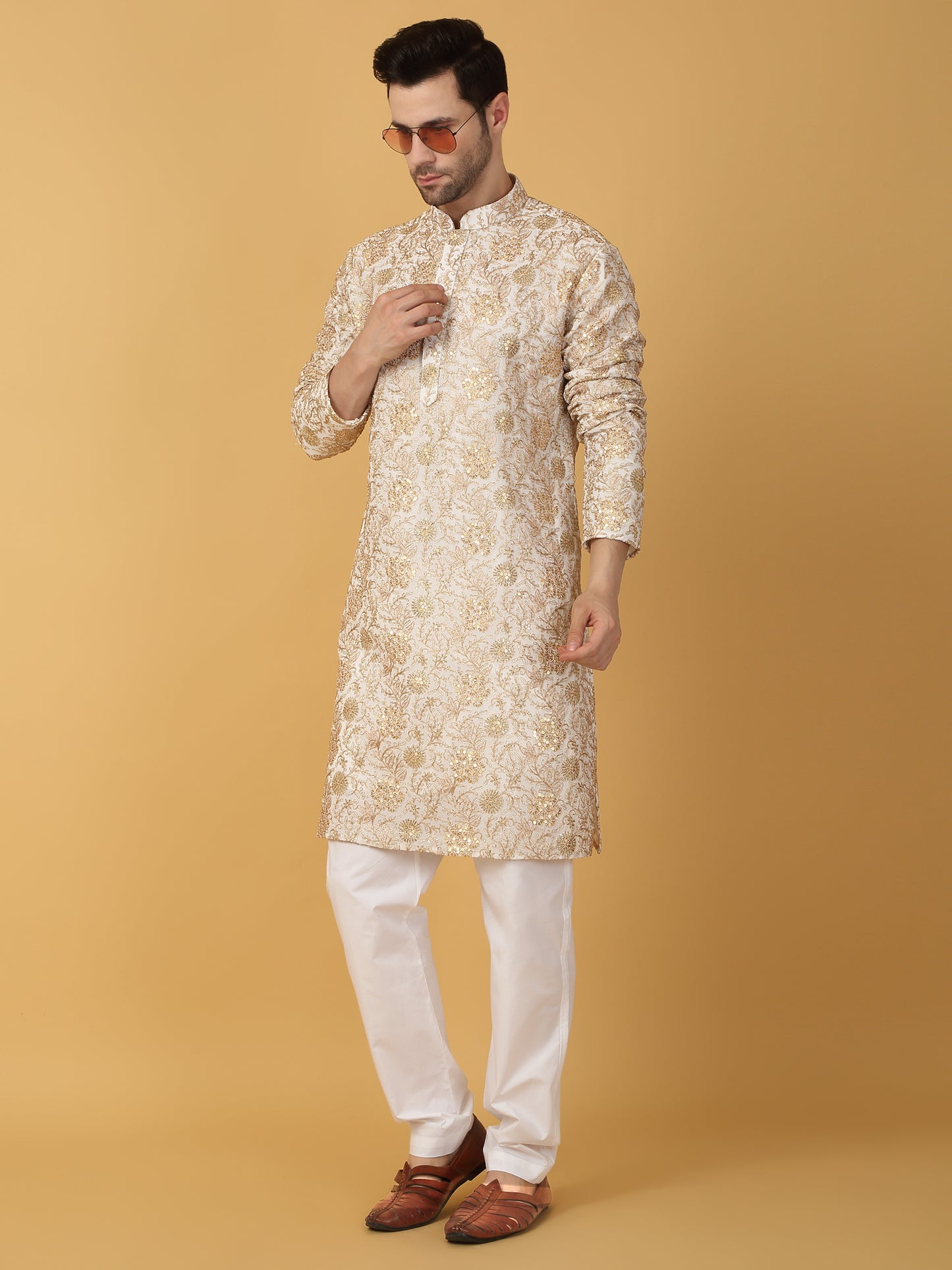 Zar Firdaus  Embroidered  Kurta  Set - Ivory