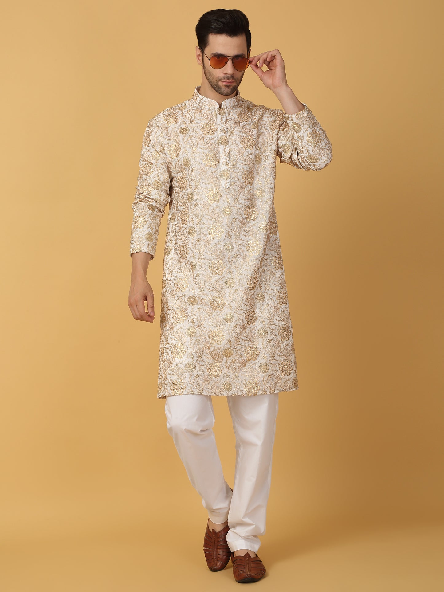 Zar Firdaus  Embroidered  Kurta  Set - Ivory