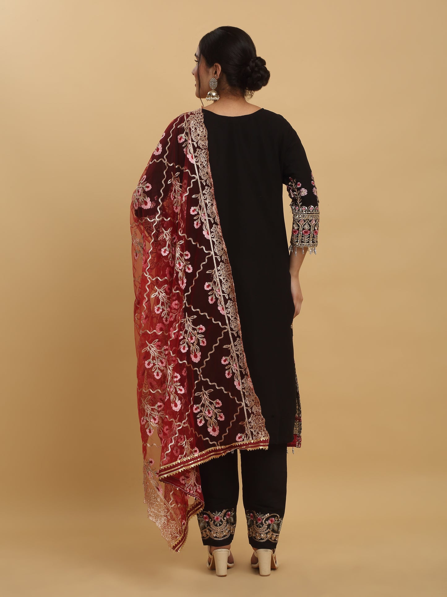 Floral Embroidered Work Kurta Set