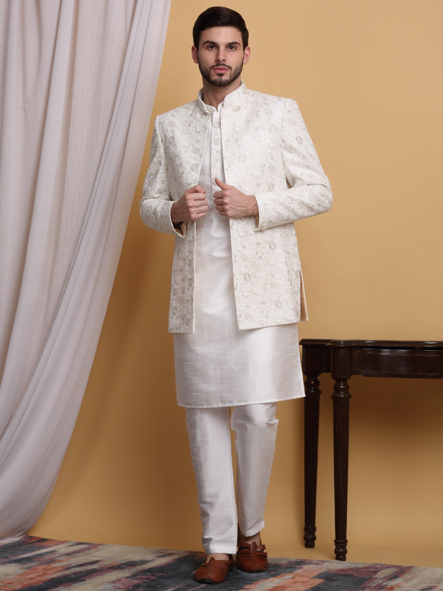 Ved Embroidered Open Jacket Set - Ivory Cream