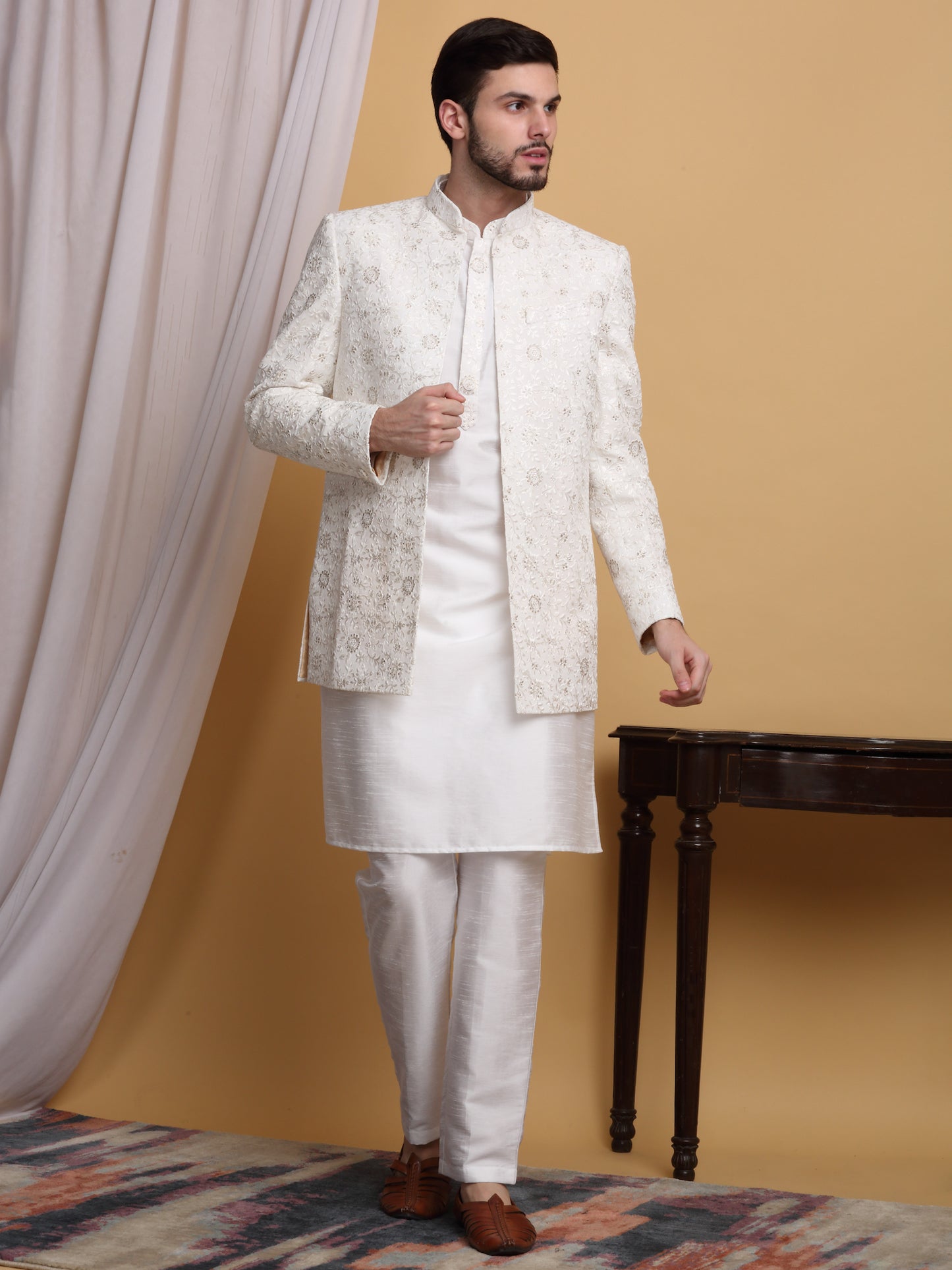 Ved Embroidered Open Jacket Set - Ivory Cream