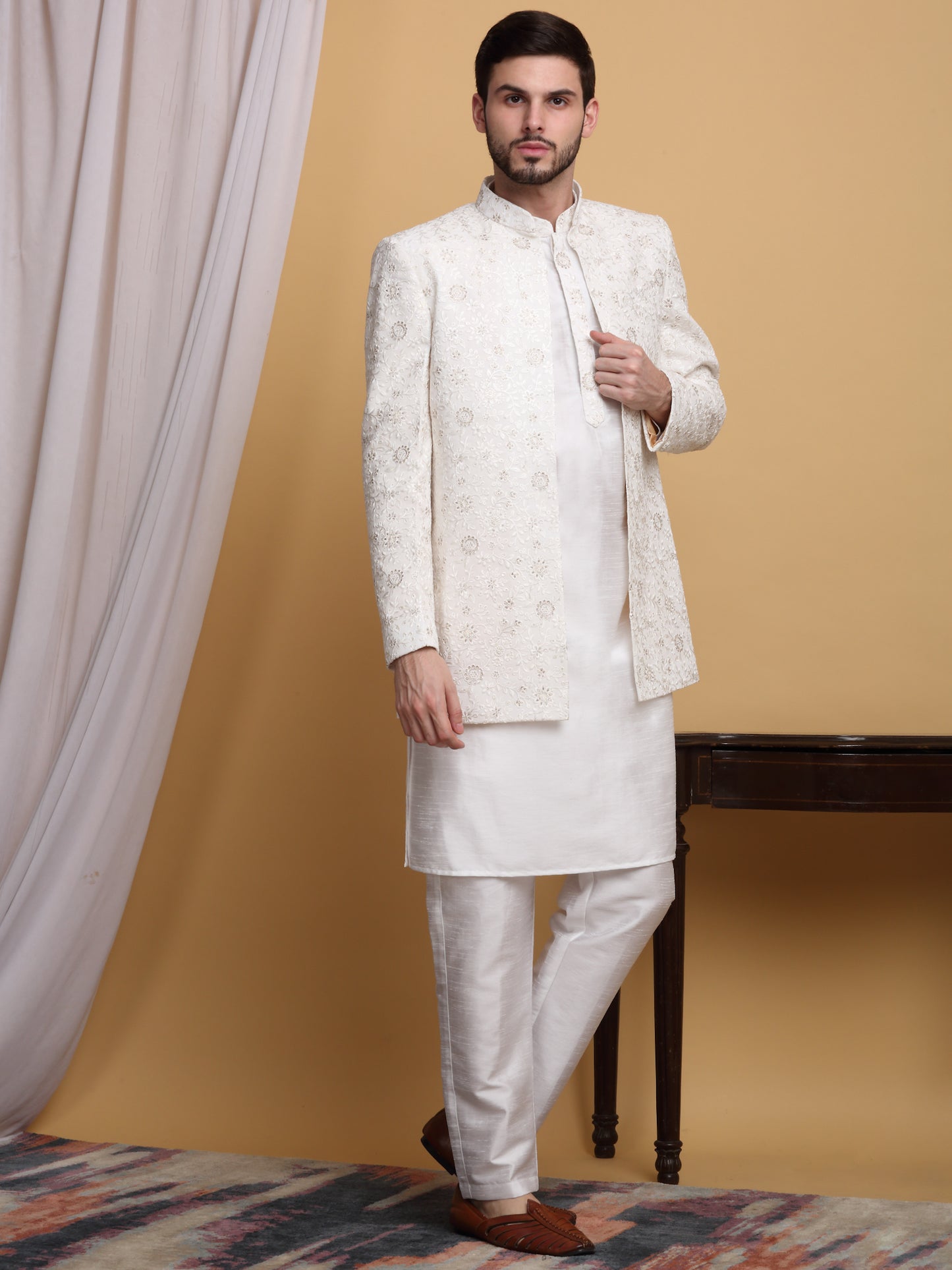 Ved Embroidered Open Jacket Set - Ivory Cream