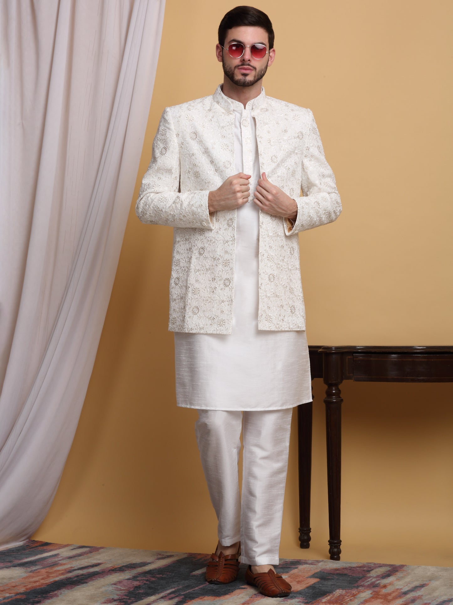 Ved Embroidered Open Jacket Set - Ivory Cream