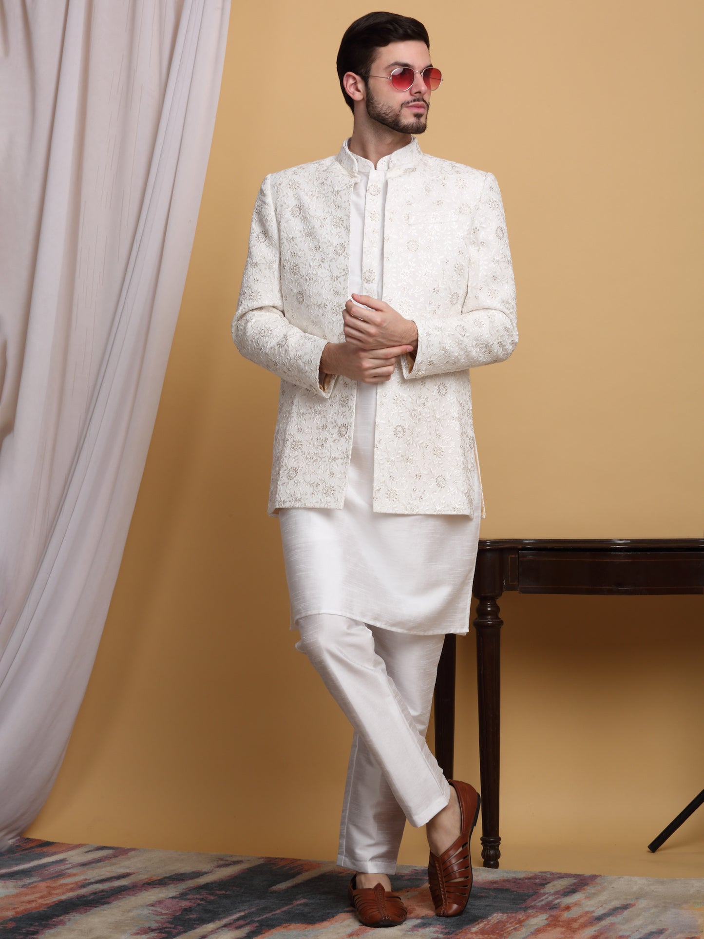 Ved Embroidered Open Jacket Set - Ivory Cream