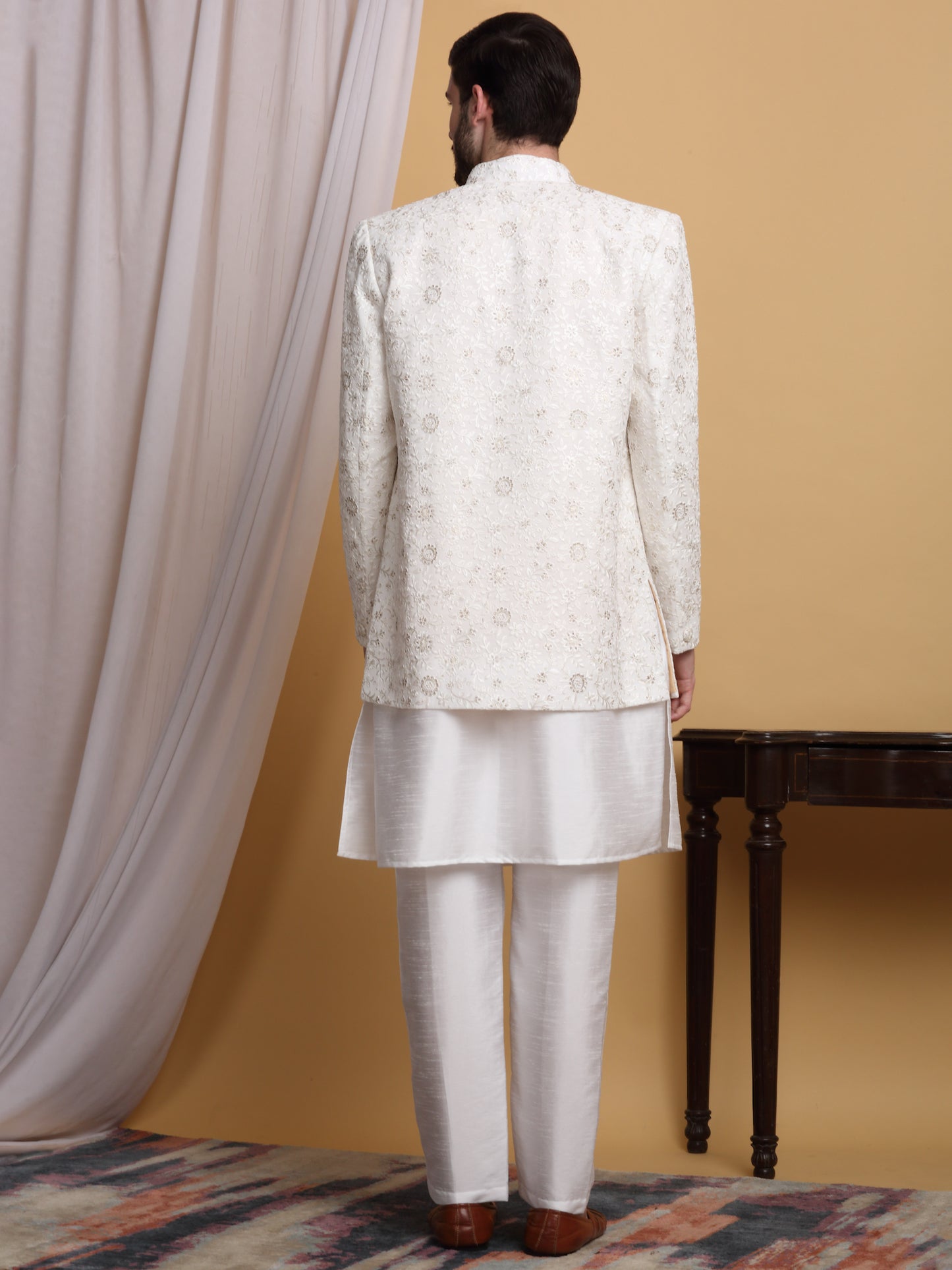 Ved Embroidered Open Jacket Set - Ivory Cream