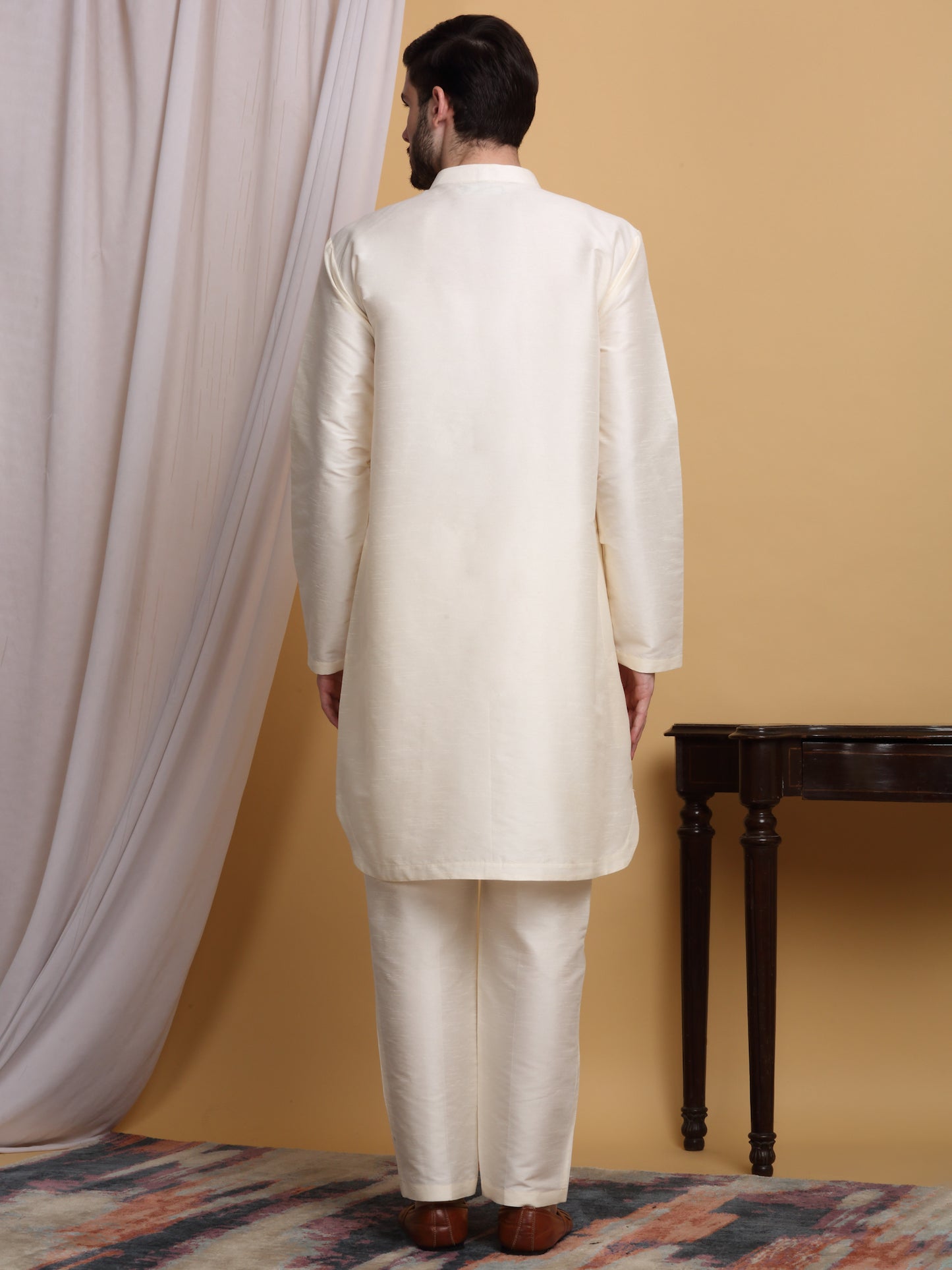 Zardoz Embroidered Open Jacket Set - Ivory